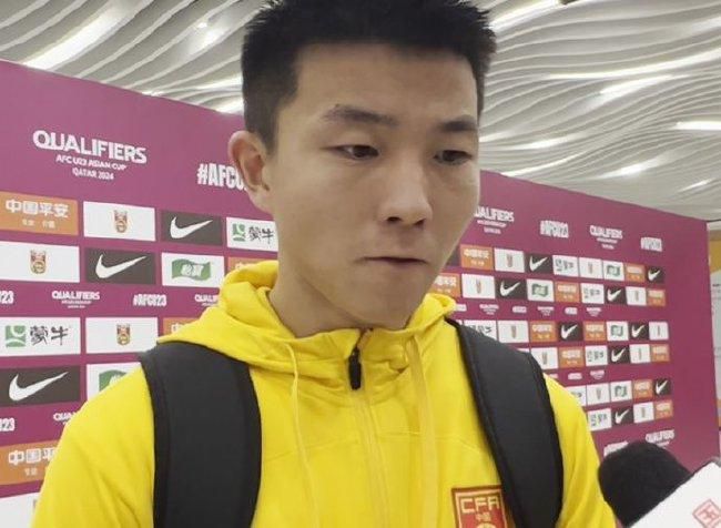 一男一女曰批
