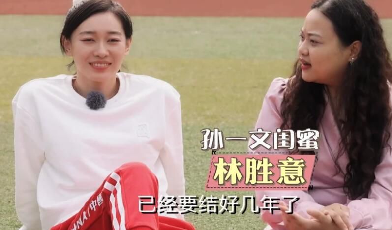 小妖精娇媚的呻吟乳